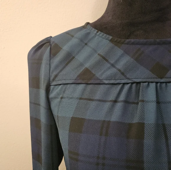J. Crew Plaid Long-Sleeved Blouse - XS - Picture 5 of 11